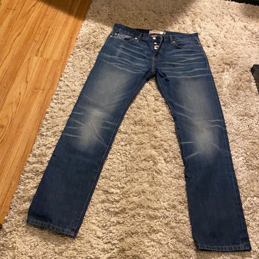 Lucky Brand Legend Vintage Straight. 6/28
